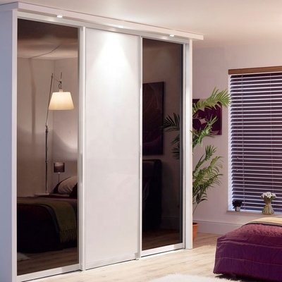 0.8mm-2.0mm épaisseur finition de broyeur 6063 profilé en aluminium personnalisé pour portes et fenêtres