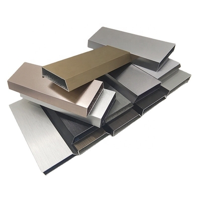 0.8mm-2.0mm épaisseur finition de broyeur 6063 profilé en aluminium personnalisé pour portes et fenêtres