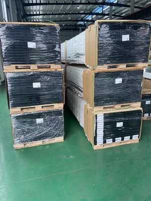 0.8mm-2.0mm épaisseur finition de broyeur 6063 profilé en aluminium personnalisé pour portes et fenêtres