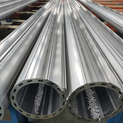 Tubes de tuyaux en aluminium Tubes de pièces d'usinage CNC Profiles d'extrusion en aluminium Longueur 5.8-6.0M