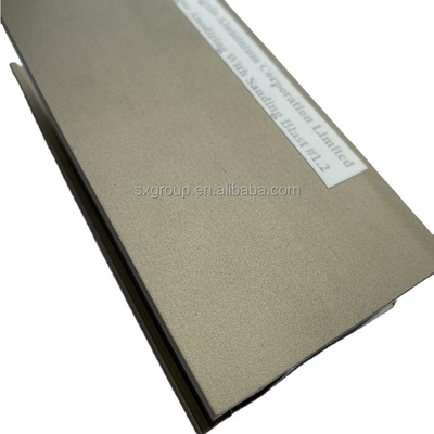 Pergola bioclimatique en aluminium La solution idéale pour l'extérieur avec 6063 6061 alliage d'aluminium