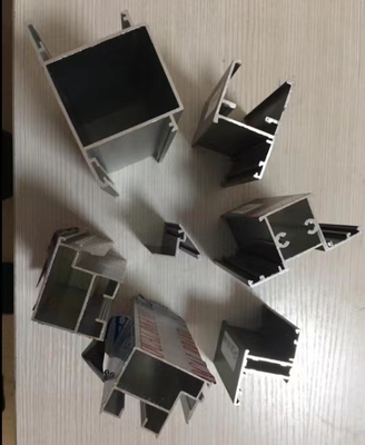 Profiles de système de fenêtres et de portes en aluminium 6063/T5 pour le marché sud-africain des appartements