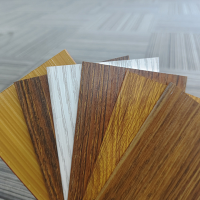 Shengxin Extrusion 6063 T5 Panneau en bois de grain d'aluminium sur mesure pour les décorations