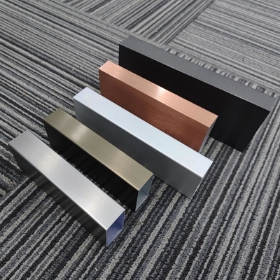 GB5237-2008 Profil de cadre de fenêtre en aluminium standard pour le service de traitement du décoiling
