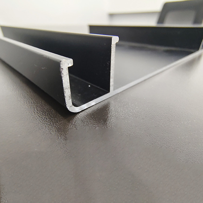 Profiles de fenêtre coulissante en aluminium de design moderne avec finition anodisée répondent à la norme GB