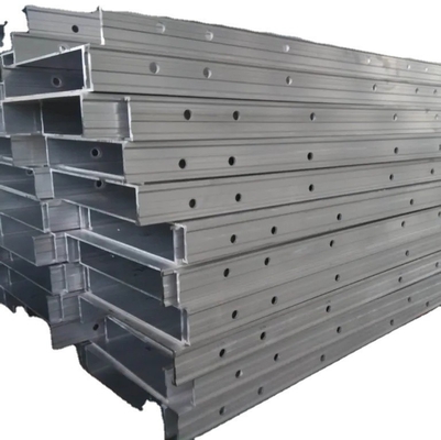 Matériau principal PVC Profiles en aluminium à extrusion de la série 6000 T5 T6 pour le système de coffrage de construction