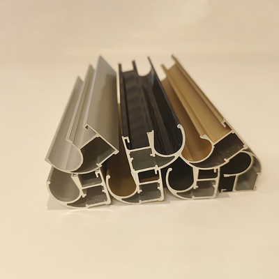 Profil en aluminium T5 T6 6063 personnalisé pour garde-robe en couleurs différentes