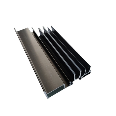 Extrusions d'aluminium de haute résistance légères pour profilés de murs de rideau contemporains