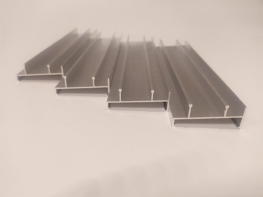 6063 T5 Shengxin Profils d'extrusion en aluminium personnalisés pour fenêtres et portes du marché péruvien