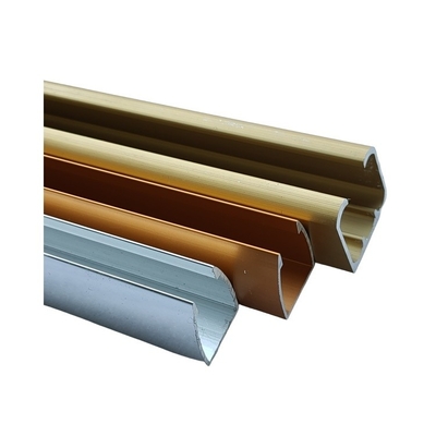 Profil d'aluminium de conception moderne pour portes et fenêtres Profil de cadre de fenêtre d'aluminium répond à la norme GB