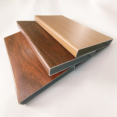 Coupe personnalisée pour les profils en aluminium en bois 3D dans les solutions de porte de fenêtre et de façade