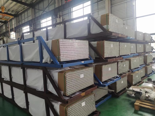 Matériau de porte de cour en alliage d'aluminium Amérique du Sud et Afrique du Sud Profil en aluminium
