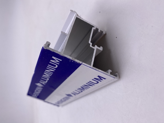 6063 T5 Profiles d'extrusion en aluminium pour fenêtres et portes d'Amérique latine
