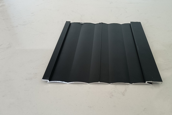 Cadre d'aluminium sur mesure pour fenêtres Profil d'aluminium de grain de bois produisant des cadres supérieurs
