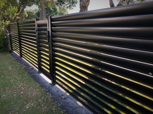 5.8-6.0M Longueur personnalisée 6063-T5 en poudre enduite en aluminium