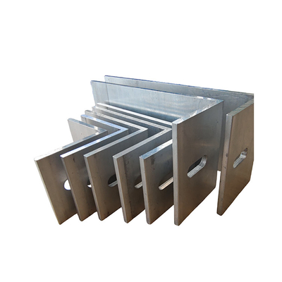 Service de traitement des fenêtres Décoiling L fenêtre profilé de support d'angle en aluminium avec trous
