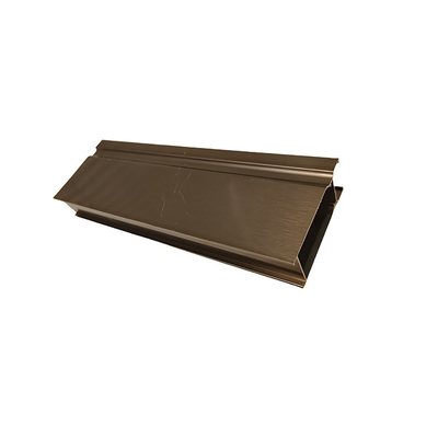Finition anodisée personnalisée 6061 6082 6063 Profil en aluminium doré extrudé pour fenêtres