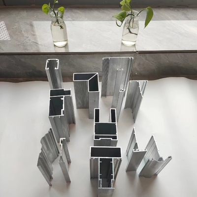 Profiles en aluminium pour fenêtres à vitres en aluminium extrudé pour fenêtres à portes