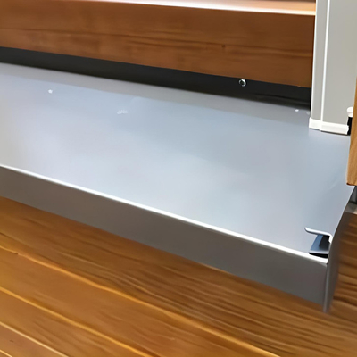 1.4 mm épaisseur anodisée Custom Aluminium Extrusion Windowsill avec style de conception moderne
