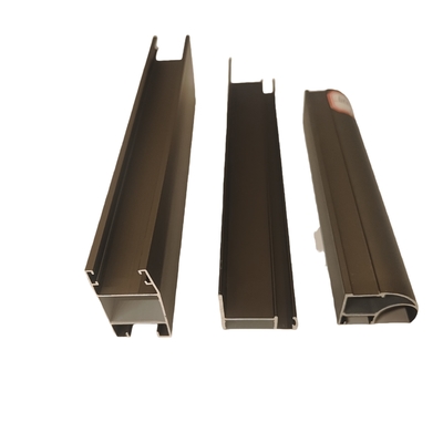 Couche de puissance personnalisée 6063 T5 Porte et fenêtre sections en aluminium Profiles 5,8-6,0M Longueur
