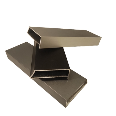 Profil d'aluminium extrudé personnalisé pour fenêtres et portes alliage OEM ODM Service est alliage
