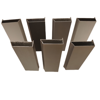 Profil d'aluminium sur mesure pour porte et fenêtre T3-T8 Service de traitement de soudage à haute température