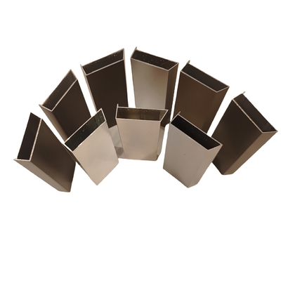Profil d'aluminium sur mesure pour porte et fenêtre T3-T8 Service de traitement de soudage à haute température