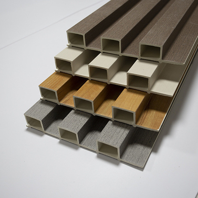 Vente directe de profilés en aluminium à extrusion de bois en plastique composite WPC à température T3-T8
