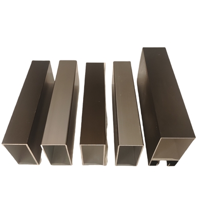 Profil d'aluminium anodisé en argent standard GB pour fenêtres en grain de bois enduites en poudre sur mesure