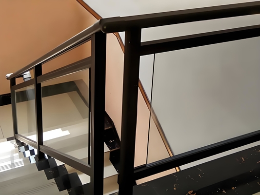 Profiles d'aluminium à extrusion personnalisés pour les accoudoirs d'escalier