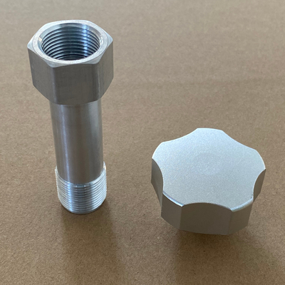 Couleurs personnalisées Enveloppe en aluminium d'extrusion personnalisée pour le profilé de traitement en profondeur