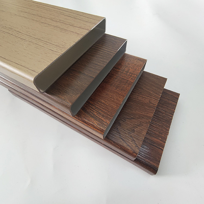 Profiles de fenêtres et de portes coulissantes en aluminium à grain de bois à extrusion personnalisée pour la découpe