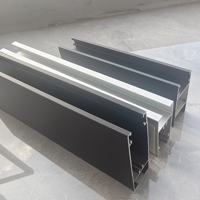 Profiles revêtus de poudre d'aluminium pour portes et fenêtres répondant aux exigences du client