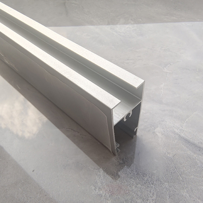 Profiles revêtus de poudre d'aluminium pour portes et fenêtres répondant aux exigences du client