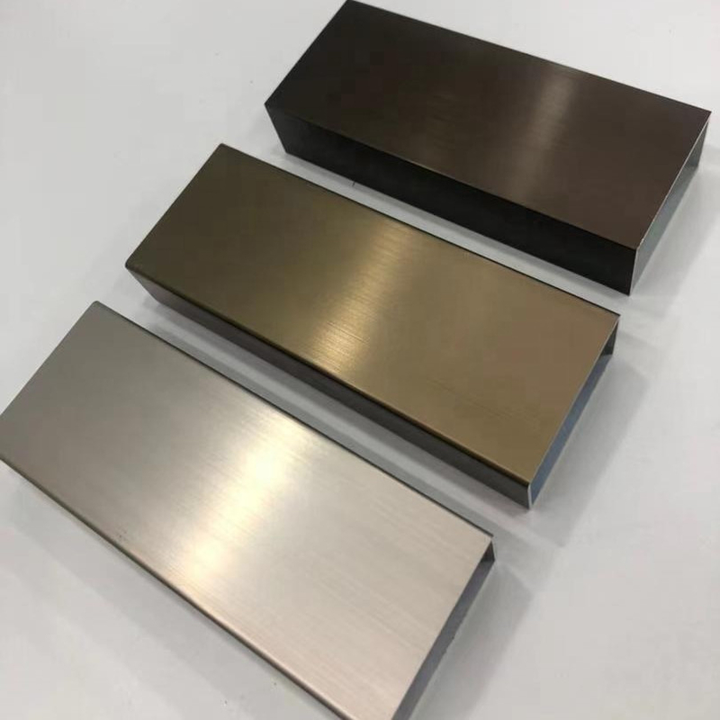 6063 Profil de porte et de fenêtre en alliage d'aluminium en bronze pour les besoins du client 1003 1004