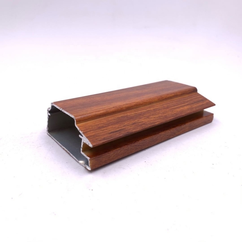 Les dix meilleures ventes de profilés en aluminium en grain de bois en alliage d'aluminium 6063 sont des alliages de 500 kg