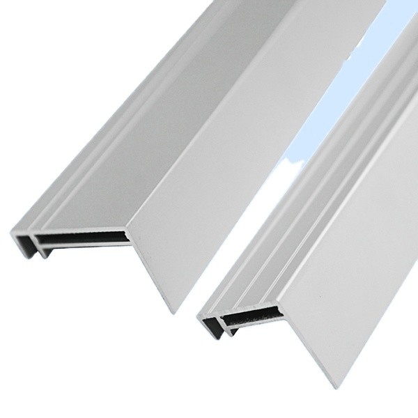 Profil en aluminium pour un panneau solaire polycristallin à 72 cellules