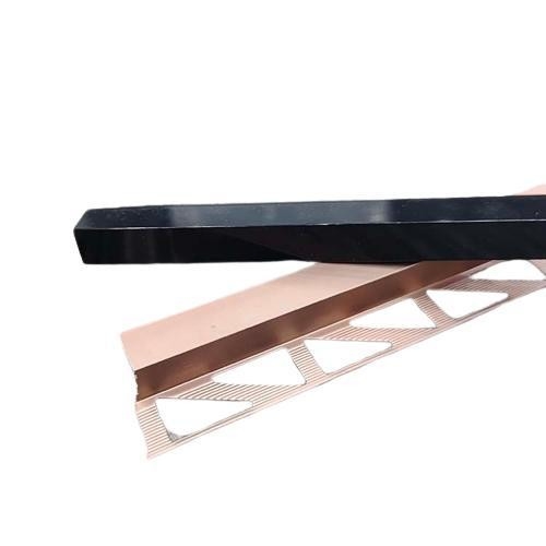 Réglage des bords de plancher en aluminium pour les profils de température de transition de seuil de plancher stratifié T5