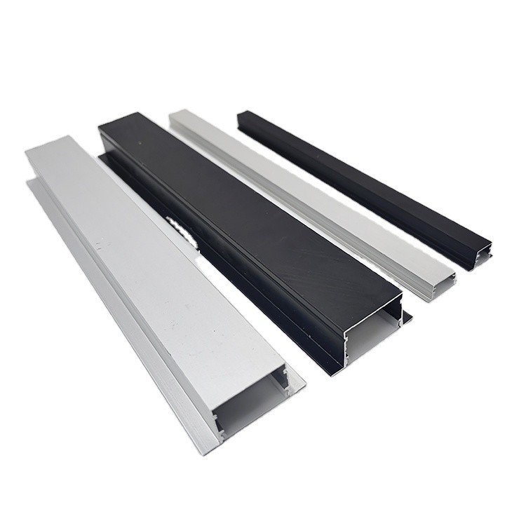 Profil d'extrusion en aluminium LED d'épaisseur personnalisée pour affichage LED de 5,8 à 6,0 m de longueur