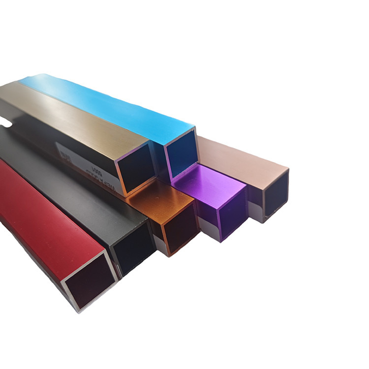 Profiles en aluminium pour fenêtres et portes Profil en aluminium léger 6061 6063 Extrusion